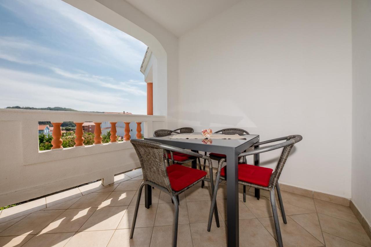 Zeljko Apartmani Lopar Exterior foto