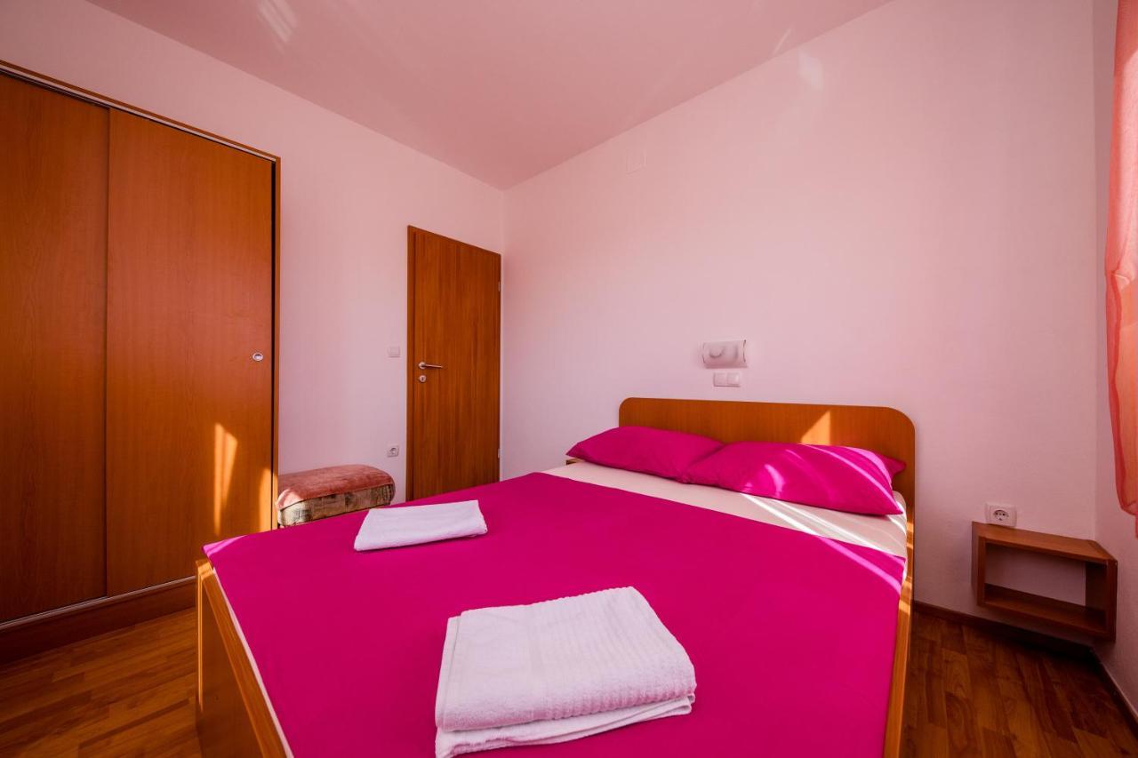 Zeljko Apartmani Lopar Exterior foto